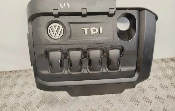 Volkswagen PASSAT B8 Engine cover (trim) 03N103925 03N103954