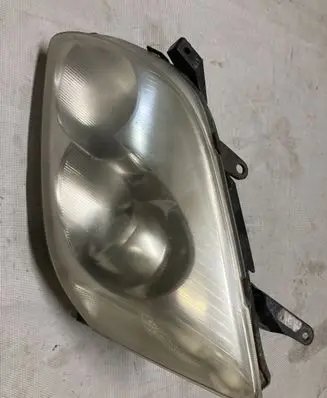 Toyota Avensis T250 Headlight/headlamp