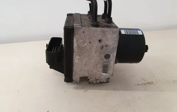 Volkswagen PASSAT B6 ABS Pump 3C0614109AF