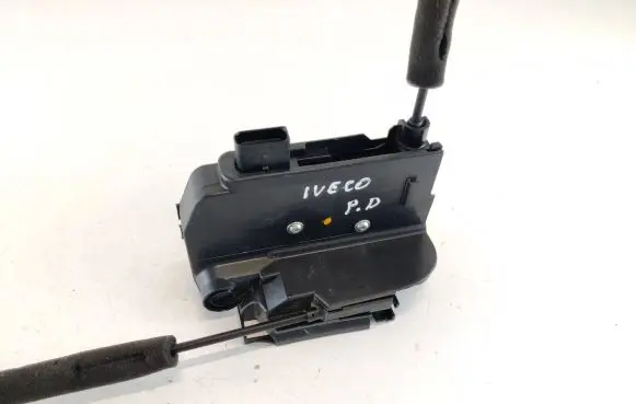Iveco Daily 6th gen Front door lock 5801529302C