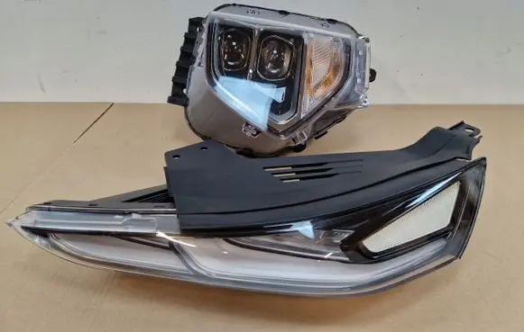 Hyundai Santa Fe Headlight/headlamp