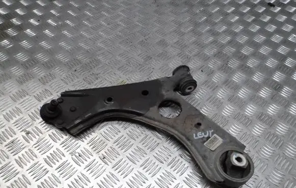 Fiat 500L Front control arm