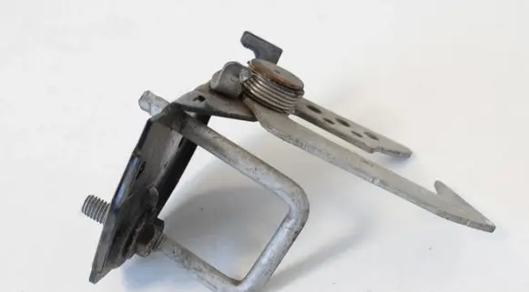 Tesla Model X Engine bonnet/hood lock/latch loop/hook 7183764