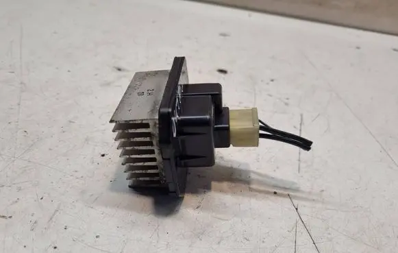 Subaru Outback Heater blower motor/fan resistor 0778000780