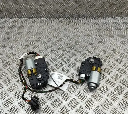 Mercedes-Benz GL X166 Sunroof motor/actuator A1669069600 1727745A