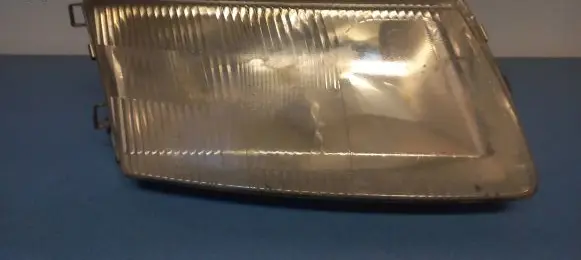 Volkswagen PASSAT B5 Headlight/headlamp 14742600