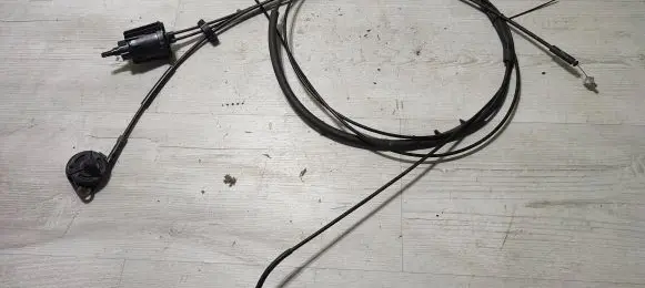 Dacia Duster Engine bonnet/hood lock release cable 
