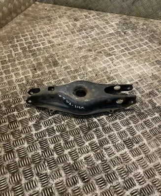 Mercedes-Benz E W212 Rear upper control arm/wishbone 2043503506 A2043503506