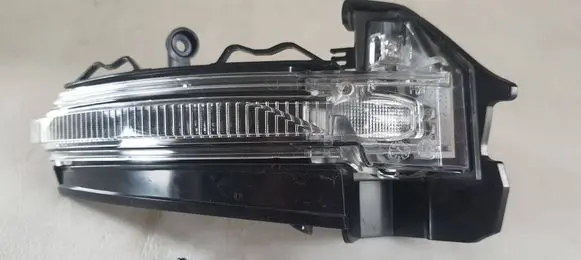 Audi Q8 Mirror indicator light 4M8949102 00458Z0100 BLTYPA02