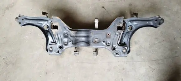 Volkswagen Polo V 6R Front subframe