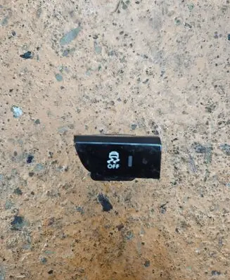 Citroen C4 II Picasso ESP (stability program) switch 9678116777