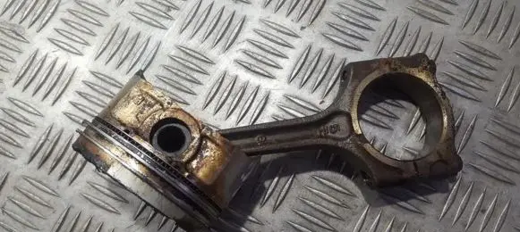 Mazda 626 Piston with connecting rod