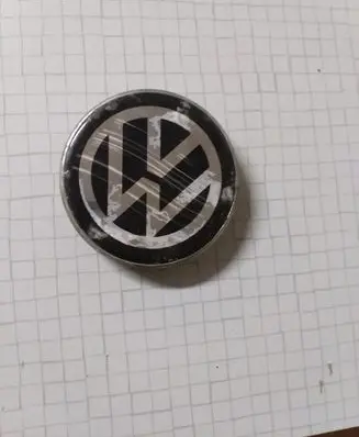 Volkswagen PASSAT B5.5 Non-original wheel cap 