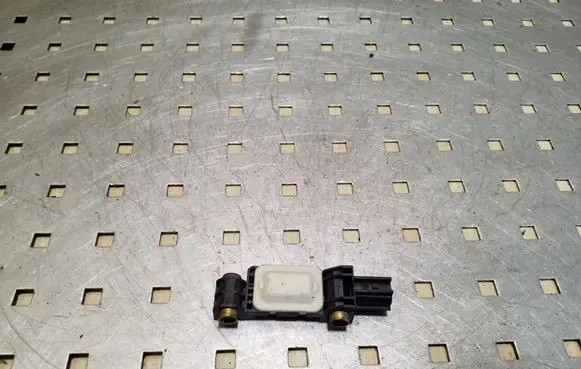 Audi A4 S4 B7 8E 8H Airbag deployment crash/impact sensor 8E0959643B
