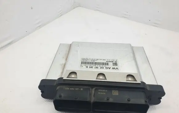 Seat Leon (5F) Engine control unit/module 04E907309BL 0261S12606