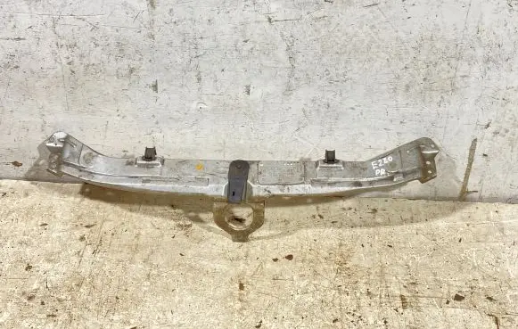 Mercedes-Benz E W210 Top upper radiator support slam panel 71771984 21000622