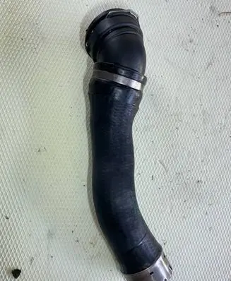 BMW 5 E60 E61 Intercooler hose/pipe 7803747 11279410