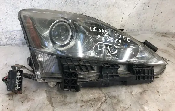 Lexus IS 220D-250-350 Headlight/headlamp 5211553020