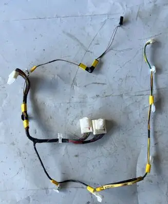 Toyota Prius (NHW20) Panel wiring 8214247070A