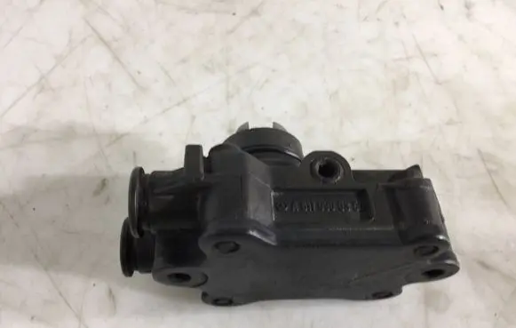 Mercedes-Benz C W203 Fuel injection high pressure pump A6110900350
