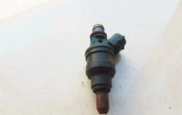 Mazda 626 Fuel injector INP480 INP-480