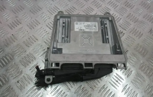 Mercedes-Benz A W169 Engine control unit/module A2661538979 A0024463140