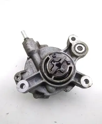 Ford Mondeo MK IV Vacuum pump