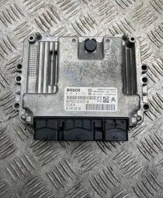 Peugeot 207 Engine control unit/module 9653958980 0281013872 9664843780