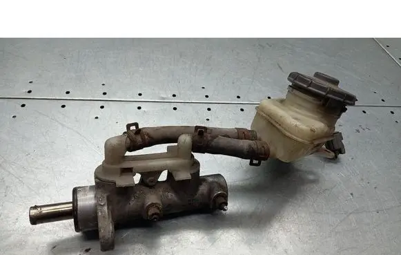 Honda Civic Master brake cylinder