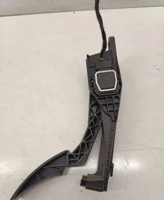 Mercedes-Benz R W251 Accelerator throttle pedal A1643000004