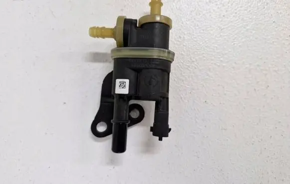 Fiat 500X Vacuum valve 46346848