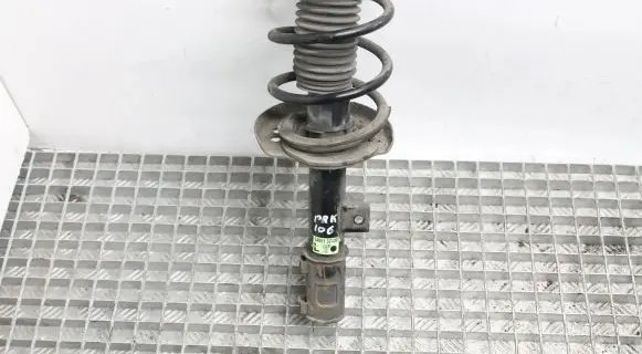 Hyundai i40 Front shock absorber/damper 546513Z430