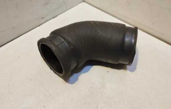 Toyota Yaris Intercooler hose/pipe