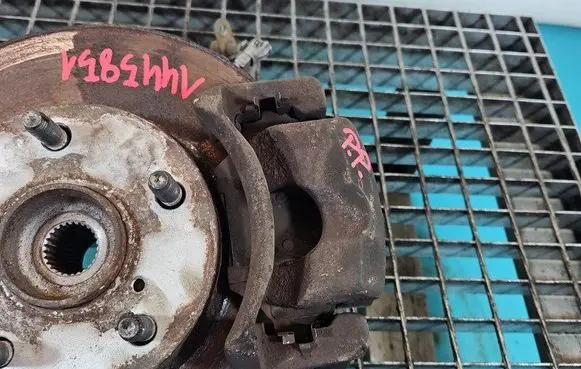 Toyota RAV 4 (XA20) Front brake caliper IMPRK1445848
