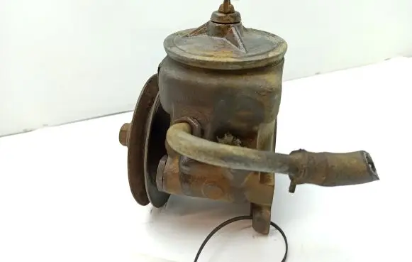 Mercedes-Benz 280 450 W116 Power steering pump 1164601880 7672900402