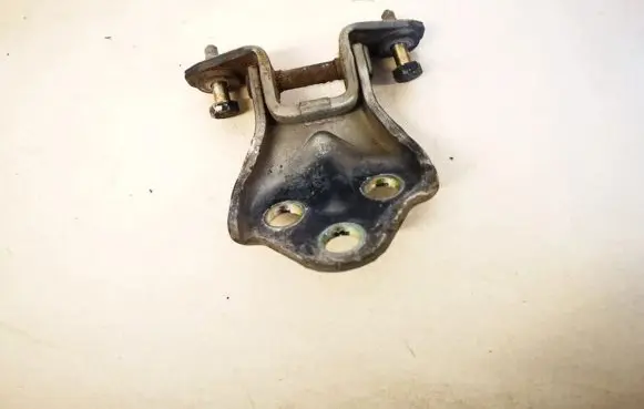 Mitsubishi Carisma Front door upper hinge