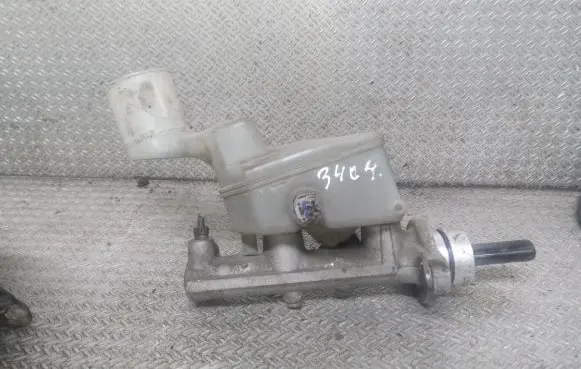 Toyota RAV 4 (XA20) Master brake cylinder 13231110070