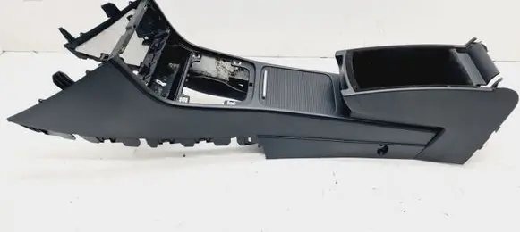 Volkswagen PASSAT B6 Center console