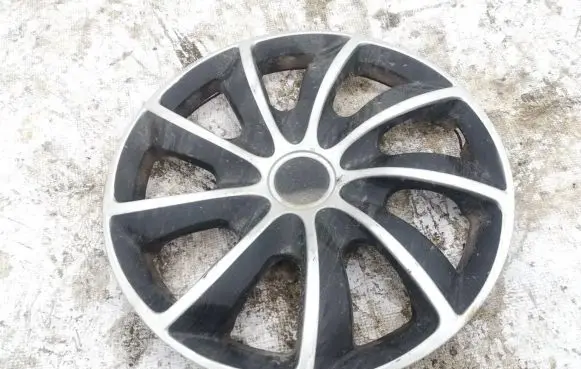 Citroen Berlingo R15 wheel hub/cap/trim 44774 447-74