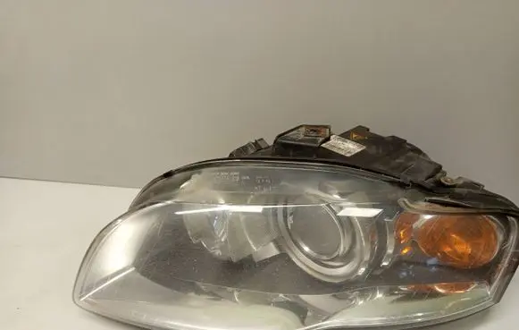 Audi A4 S4 B7 8E 8H Headlight/headlamp 8E0941003AM 0301219271