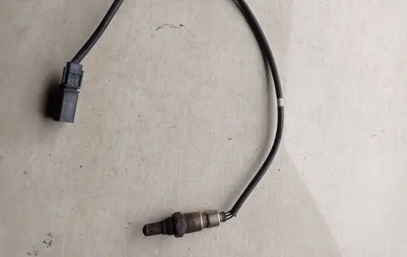 Volkswagen Golf Plus Lambda probe sensor 03L906262A