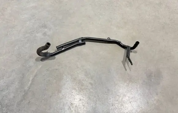 Volkswagen Touran III Engine coolant pipe/hose 5Q0121064AD 5Q0122157CK