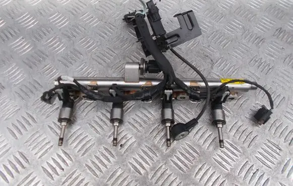 KIA Xceed Fuel injectors set 3530008200 9062270001 3531008200