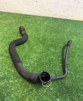 Skoda Octavia Mk4 Engine coolant pipe/hose 3Q0122101CG