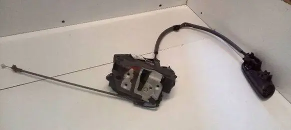 Ford Focus Front door lock BM5AA21813AC