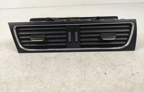 Audi A4 S4 B8 8K Dash center air vent grill 8T1820951C
