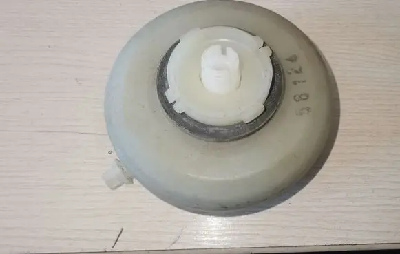 Headlight level adjustment motor