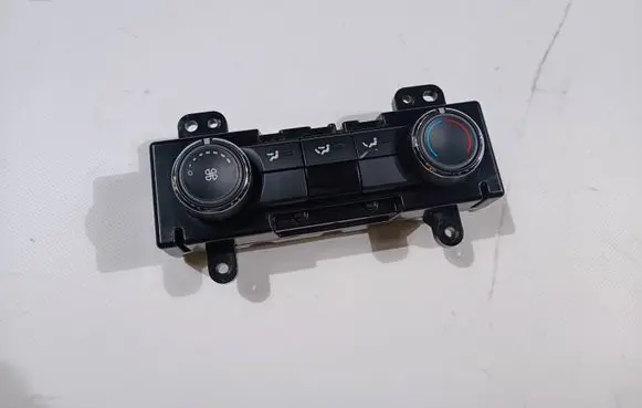 Ford Flex Climate control unit DA8T-19980-CA