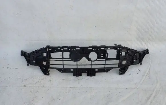 Audi A6 S6 C8 4K Front bumper upper radiator grill 4KE807233