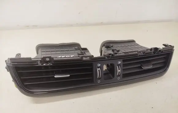 KIA Optima Dash center air vent grill 84760D4900